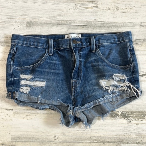 Wildfox distressed shorts size 27 - Picture 1 of 11